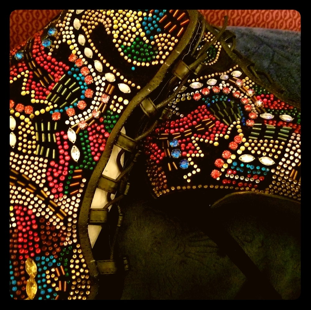 Hi~Fashion Beaded Stilettos